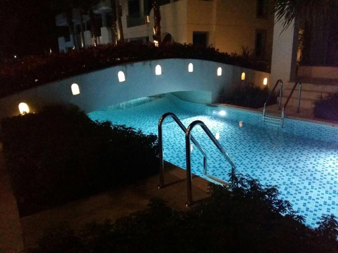The Crest Santora Hua Hin Apartamento Exterior foto