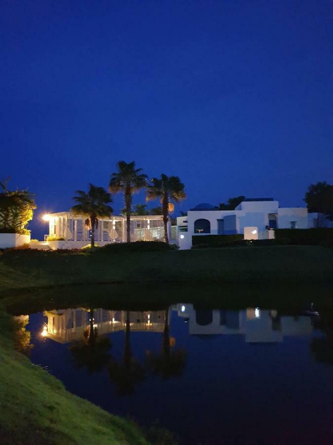 The Crest Santora Hua Hin Apartamento Exterior foto